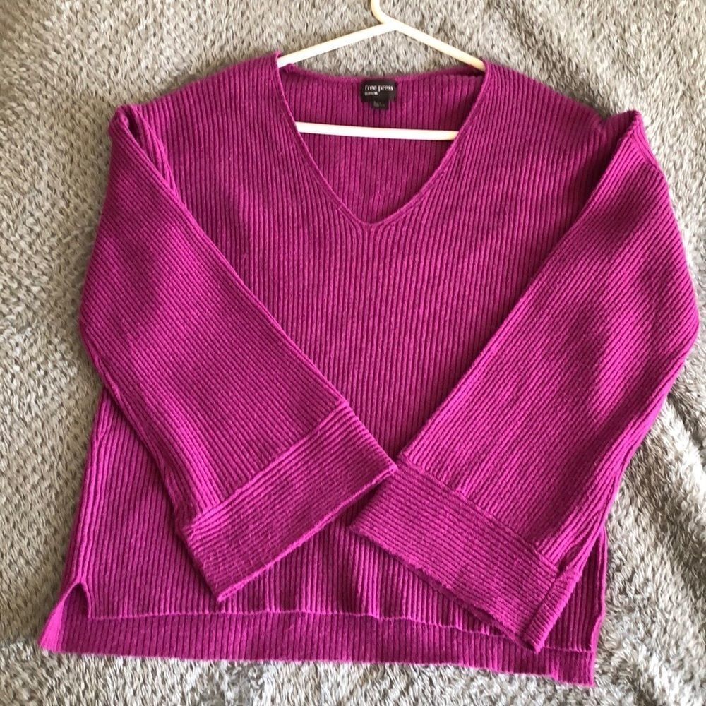 Free Press Clothing V Neck Pullover S Gently used
